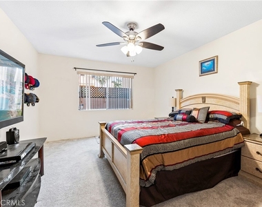6600 Warner Avenue - Photo Thumbnail 18