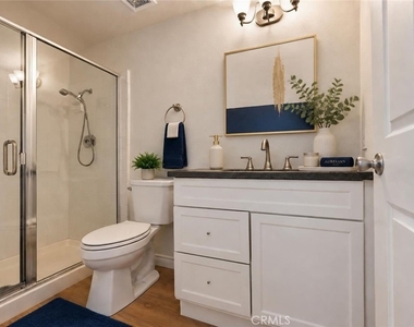 9881 Foxrun Drive - Photo Thumbnail 14
