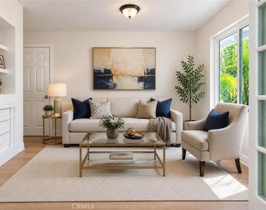 9881 Foxrun Drive - Photo Thumbnail 4