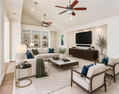 9881 Foxrun Drive - Photo Thumbnail 2