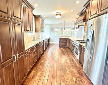 2649 N Parish - Photo Thumbnail 7