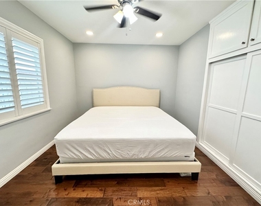 2649 N Parish - Photo Thumbnail 23