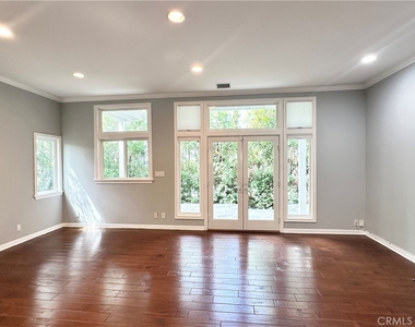 2649 N Parish - Photo Thumbnail 15