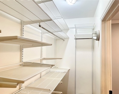 2649 N Parish - Photo Thumbnail 22