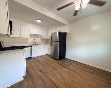 11413 Menlo - Photo Thumbnail 4