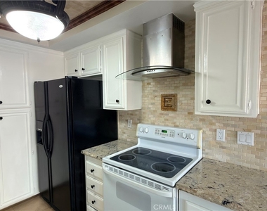 2072 S West - Photo Thumbnail 5