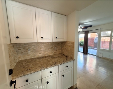2072 S West - Photo Thumbnail 15