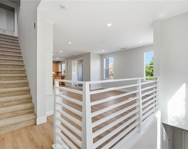 1 Vantis Drive - Photo Thumbnail 16