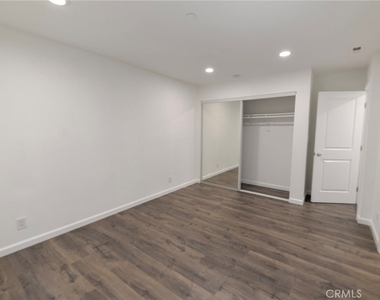 257 Avenida Victoria - Photo Thumbnail 11