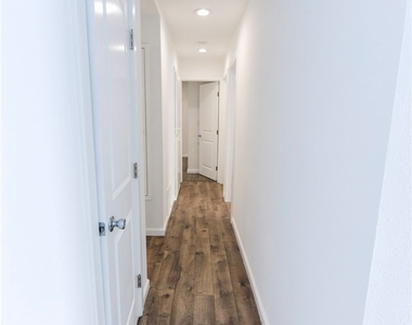 257 Avenida Victoria - Photo Thumbnail 10