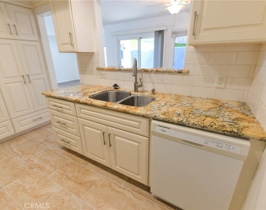 257 Avenida Victoria - Photo Thumbnail 6