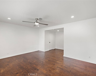 1523 E Baldwin - Photo Thumbnail 24