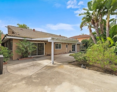 1523 E Baldwin - Photo Thumbnail 28