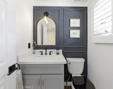 306 Campbell Lane - Photo Thumbnail 3