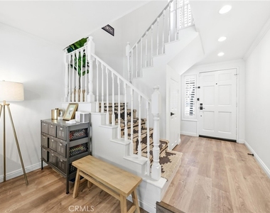 306 Campbell Lane - Photo Thumbnail 14