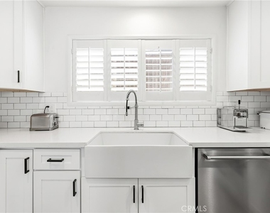 306 Campbell Lane - Photo Thumbnail 11