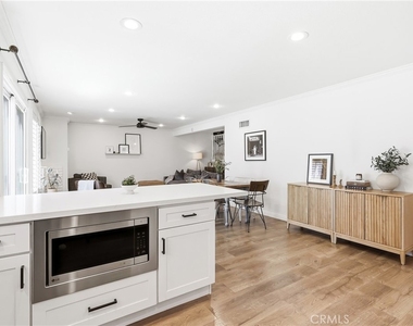 306 Campbell Lane - Photo Thumbnail 12