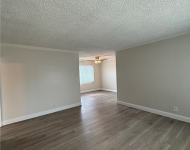 1119 W Duarte Road - Photo Thumbnail 4
