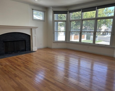 760 Coronado Avenue - Photo Thumbnail 2