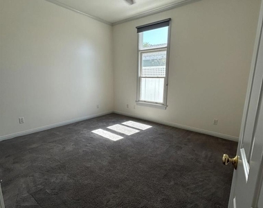 760 Coronado Avenue - Photo Thumbnail 17