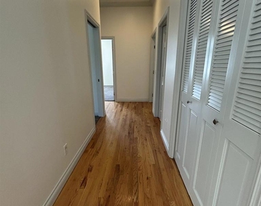 760 Coronado Avenue - Photo Thumbnail 13