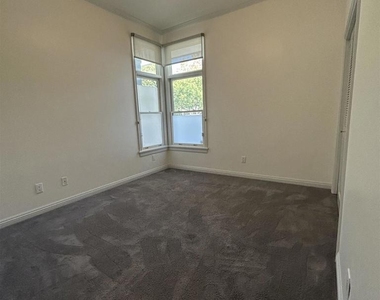 760 Coronado Avenue - Photo Thumbnail 20