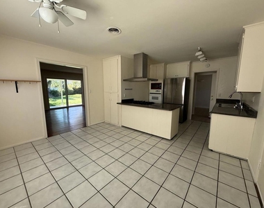 3780 Belford Street - Photo Thumbnail 6