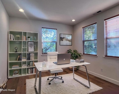 20600 Murano Circle - Photo Thumbnail 7