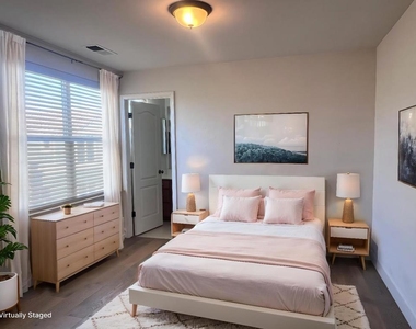 20600 Murano Circle - Photo Thumbnail 8