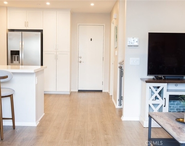 16179 Lumia Way - Photo Thumbnail 4