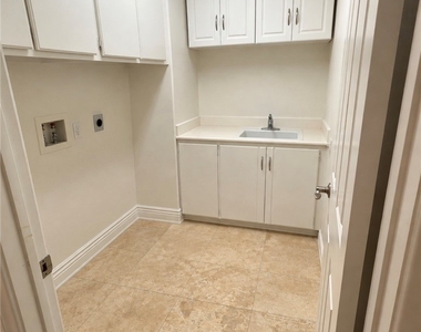 12 Covington - Photo Thumbnail 12