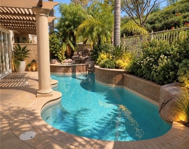 12 Covington - Photo Thumbnail 3