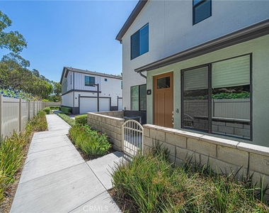 2775 W Pepper Tree - Photo Thumbnail 26