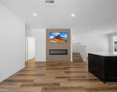 2775 W Pepper Tree - Photo Thumbnail 7
