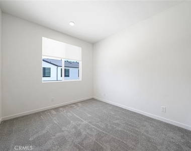 2775 W Pepper Tree - Photo Thumbnail 18