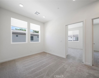 2775 W Pepper Tree - Photo Thumbnail 12