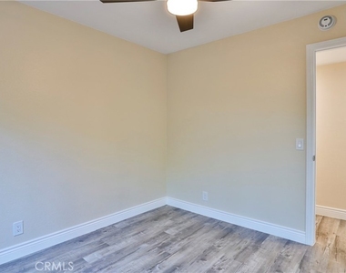 23630 Alada Drive - Photo Thumbnail 17