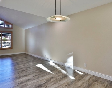 23630 Alada Drive - Photo Thumbnail 6