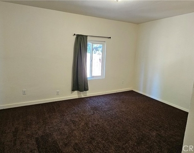 3955 Blair - Photo Thumbnail 4