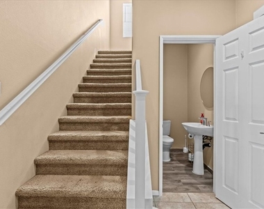15876 Parkhouse Drive - Photo Thumbnail 18