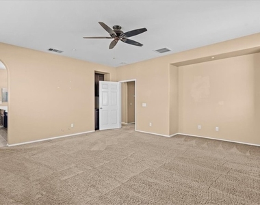 15876 Parkhouse Drive - Photo Thumbnail 11