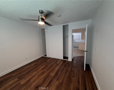 7422 Carnelian - Photo Thumbnail 9
