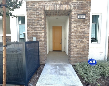 1696 Cayton Loop - Photo Thumbnail 1