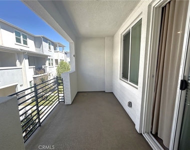 1696 Cayton Loop - Photo Thumbnail 6