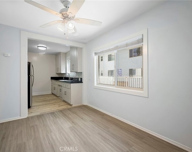 7969 Norton Avenue - Photo Thumbnail 9