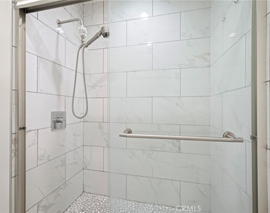 7969 Norton Avenue - Photo Thumbnail 15