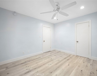 7969 Norton Avenue - Photo Thumbnail 17