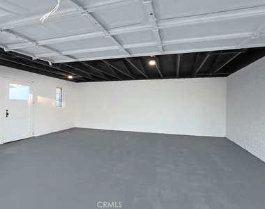 1210 Graynold Avenue - Photo Thumbnail 44