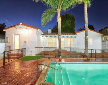 1210 Graynold Avenue - Photo Thumbnail 33