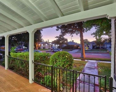 1210 Graynold Avenue - Photo Thumbnail 3